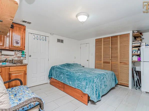 22 Gordon Street image 19 of 32