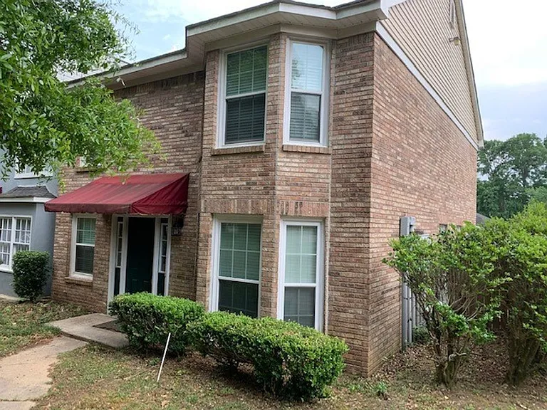6017 Sussex Dr — Photo 1