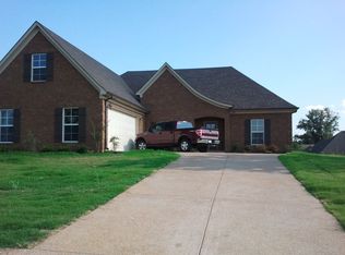 1301 Heritage Dr S, Hernando, MS 38632
