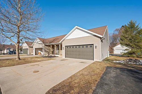 718 Tioga Park Dr #718 Photo 1