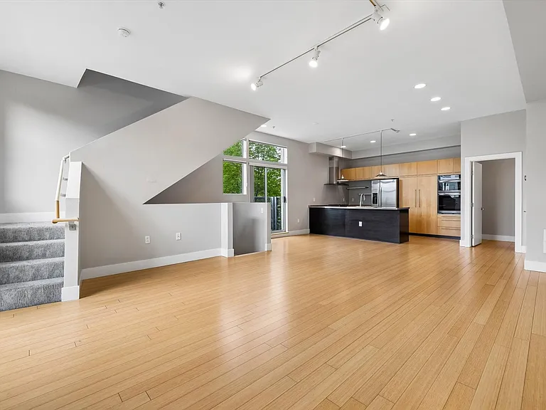 2400 Champa St #5 — Photo 8