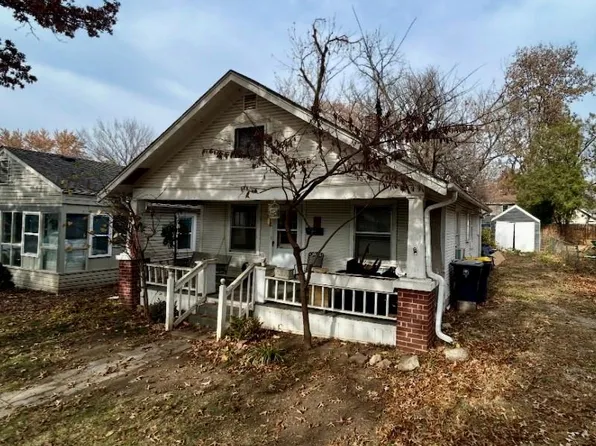 24 W 77th Ter, Kansas City, MO 64114