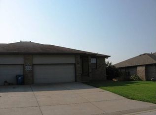 2102 Southfork Dr, Ozark, MO 65721