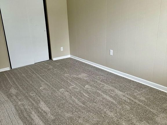 5th image of 2200 Bremont Ave Unit B