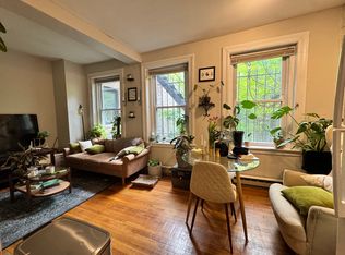 80 Phillips St APT 3, Boston, MA 02114