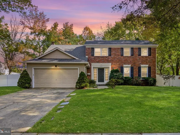 502 Balsam Rd, Cherry Hill, NJ 08003
