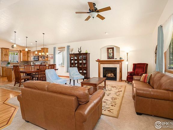 4th image of 560 Windom Peak Ln