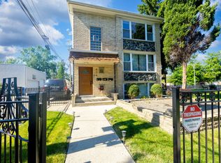 4114 W Byron St UNIT 1, Chicago, IL 60641