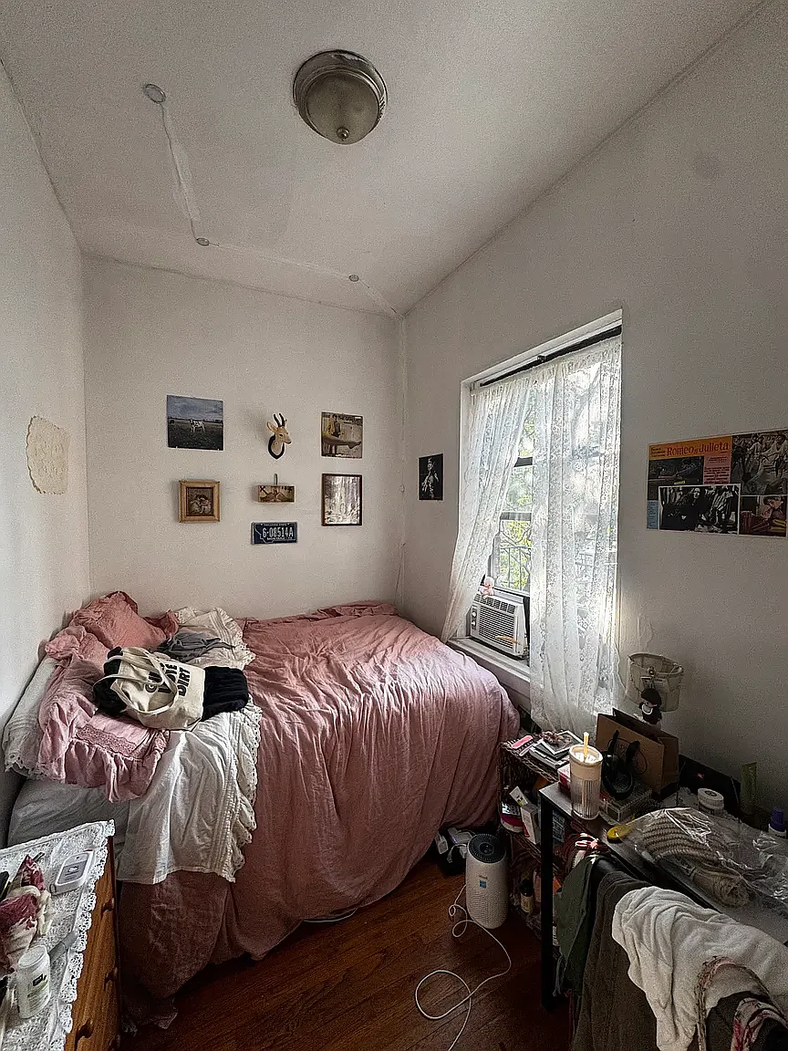 324 East 14th Street — Photo 3
