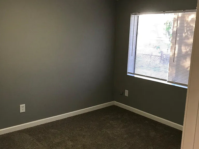 278 Hoffman Ave #A — Photo 10