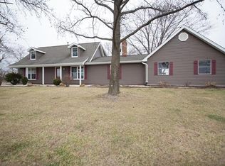 5056 Dwyer Rd, Saint Charles, MO 63301