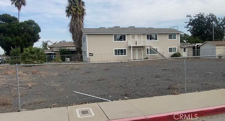 1st image of 306 W Putnam Ave #A