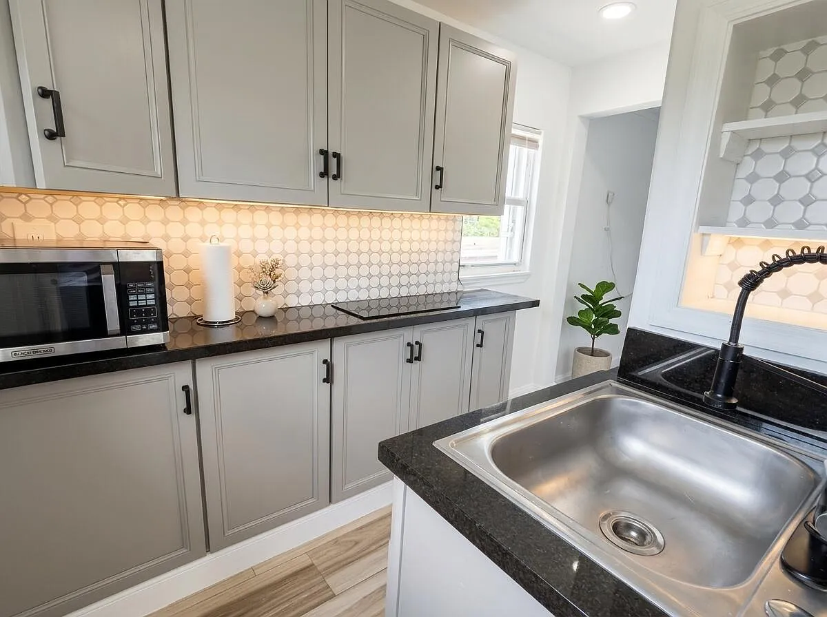 1 bed, 1.0 bath, 450 sqft, $1,750 — Photo 1