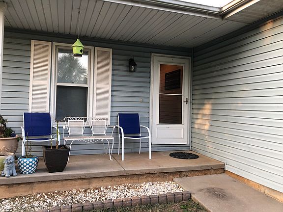 5th image of 1511 W Warren Ave
