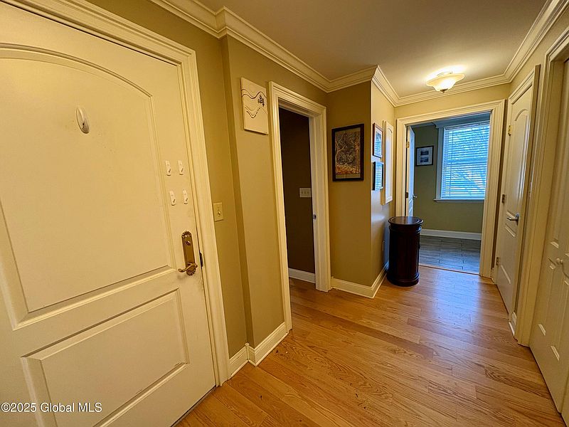 4th image of 93 Maple Street #201