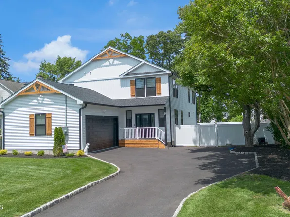 9 Pica Place, Tinton Falls, NJ 07724