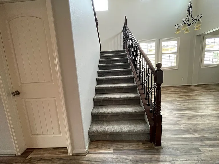 1591 Stow Grove Ave — Photo 16