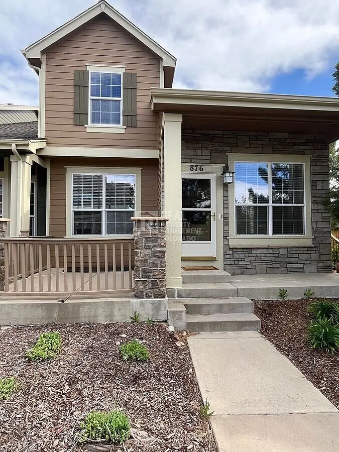 Spacious 2-Bedroom Castle Rock Townhome with Loft, Office & Attached Garage — Photo 1