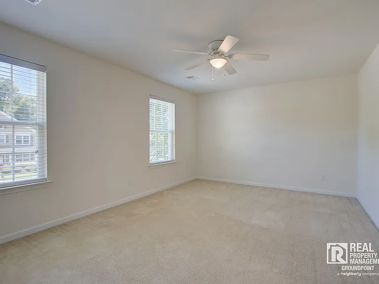 104 Elliot Creek Ln — Photo 19