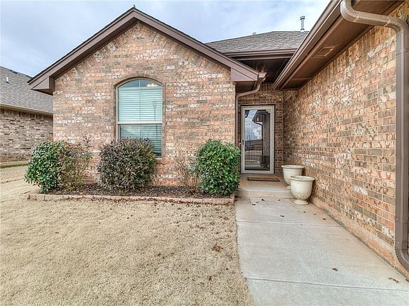 2nd image of 3635 Brougham Way