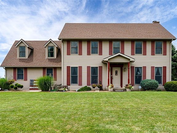 2nd image of 5677 Cedarwood Dr