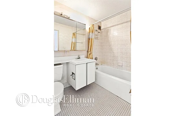 Sold by Douglas Elliman | media 8