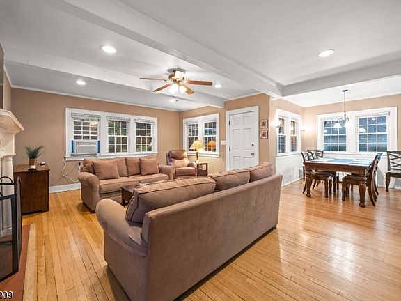 3rd image of 26 Athenia Ave