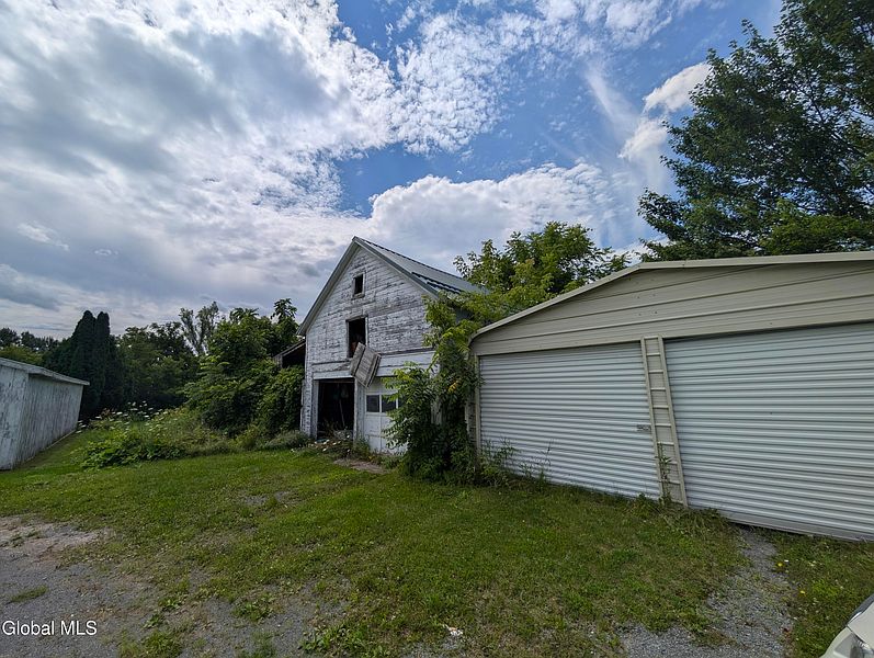 3rd image of 133 Church Street