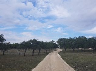 190 Louise Lane, Mountain Home, TX 78058