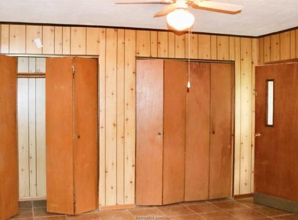 2nd image of 817 Holland St APT 4