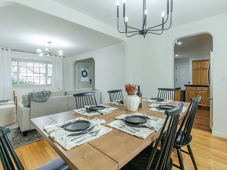 1241 Masters Ave — Photo 13