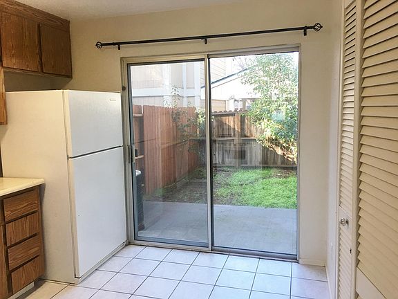 2nd image of 209 Alaska Ave #3