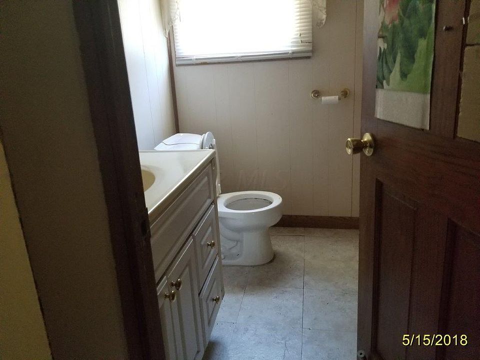 2nd image of 214 S Columbus St