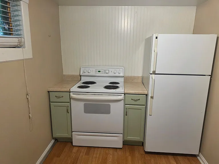 1248 E Sherman Ave #B — Photo 4