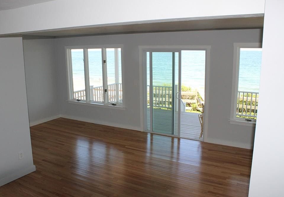 1st image of 213 Taylor Ave