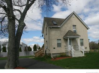 1179 Avery St, South Windsor, CT 06074