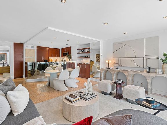 2nd image of 106 Central Park S APT 16G