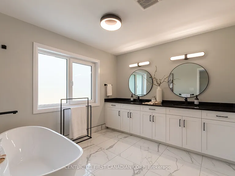 2166 Tripp Dr — Photo 16