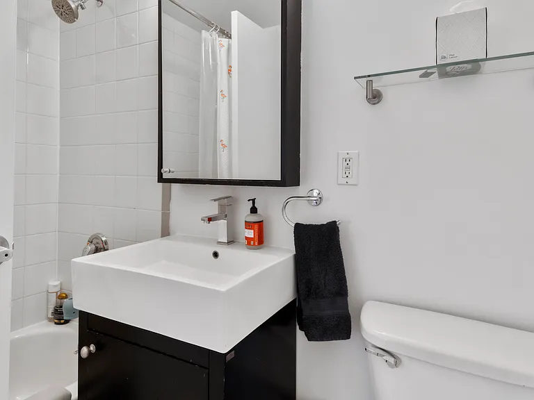 756 Washington St #2D — Photo 10