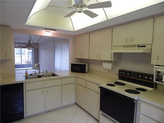 5th image of 3013 Taywood Mdws #13