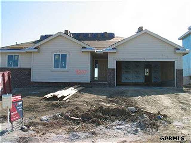 1st image of 9207 S 171st St