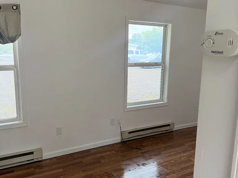 7200 N Lewis Rd — Photo 4