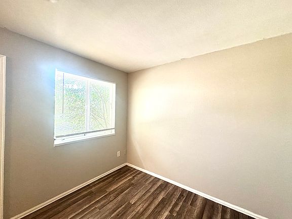 4th image of 2918-2920 W Bijou St #2918-B