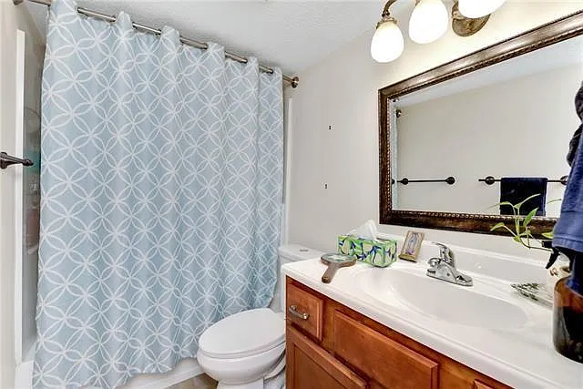 818 Moss St #101 — Photo 8