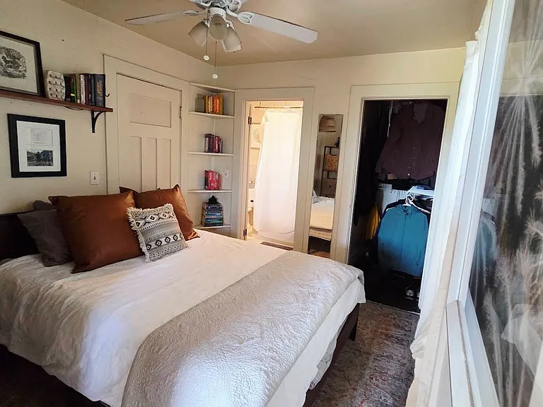 6538 Sycamore Ave NW — Photo 3