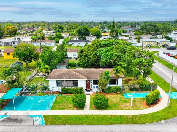 10420 SW 149th St, Miami, FL 33176