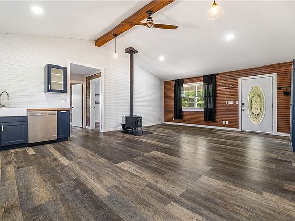5th image of 7590 Orchard Point