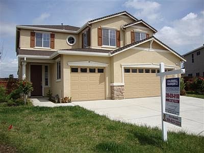 1st image of 1070 Saffron Dr