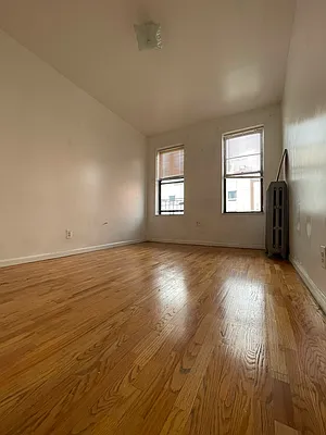 Rented by Compass | media 13