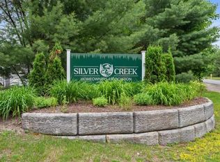 8605 Spring Ridge Dr, Petoskey, MI 49770